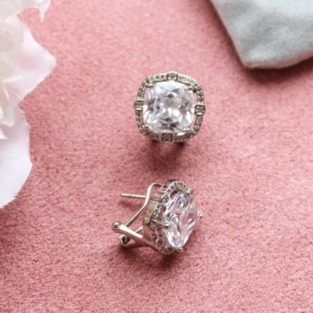 🆕 ISABELLA Stud Earrings